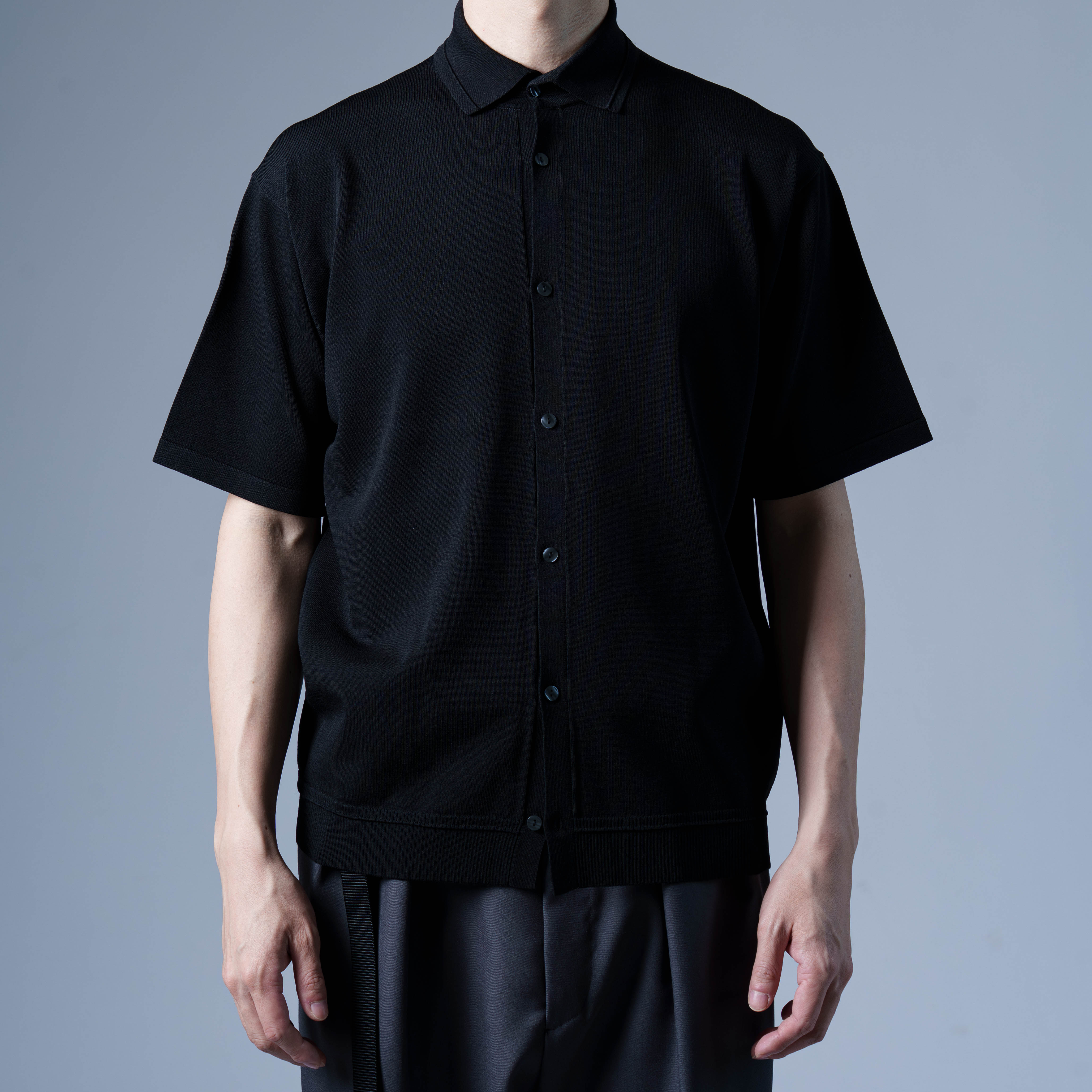 RAYON/NYLON SHORT SLEEVE KNIT SHIRT